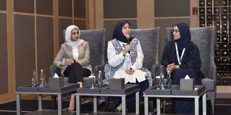 تحت شعار "دمج، تمكين، وتميز.. الطبيبة الجراحة بما يتماشى مع تطلعات الجيل الواعد".
