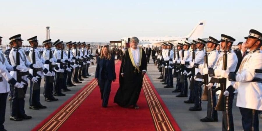 وصول رئيسةُ وزراء الجمهورية الإيطالية