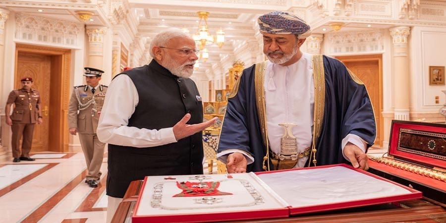 وسامَ عُمان لدولةِ ناريندرا مودي