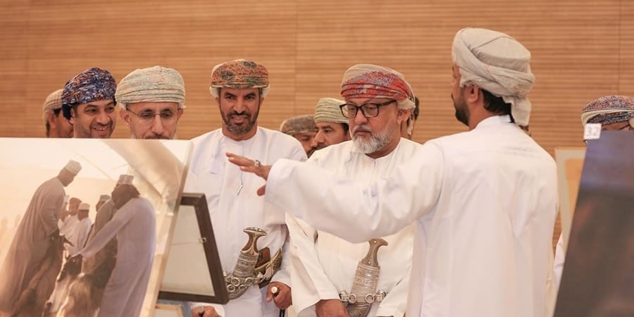 معرض فنون الرستاق الخيري