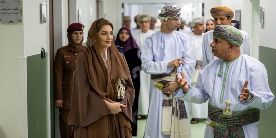 السيدة الجليلة تفتتح مستشفى خصب