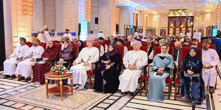 معرض التوحّد الفني