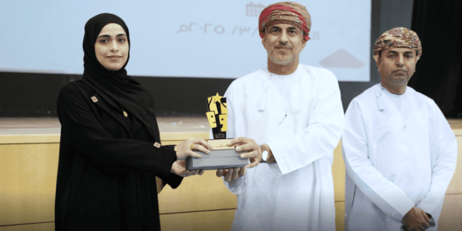 تكريم المدارس المُجيدة