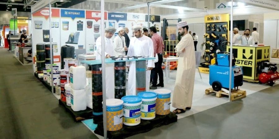 معرض "الخمسة الكبار"