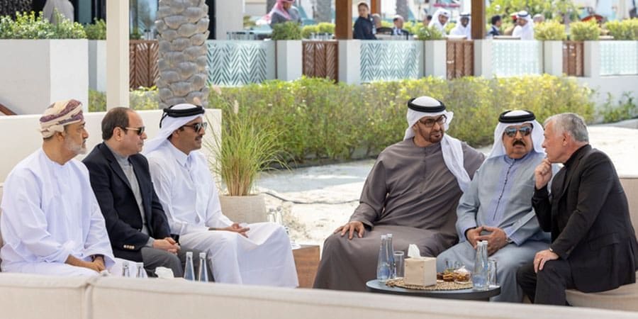 ناول اللقاء الذي عُقد بعنوان " الازدهار والاستقرار في المنطقة "