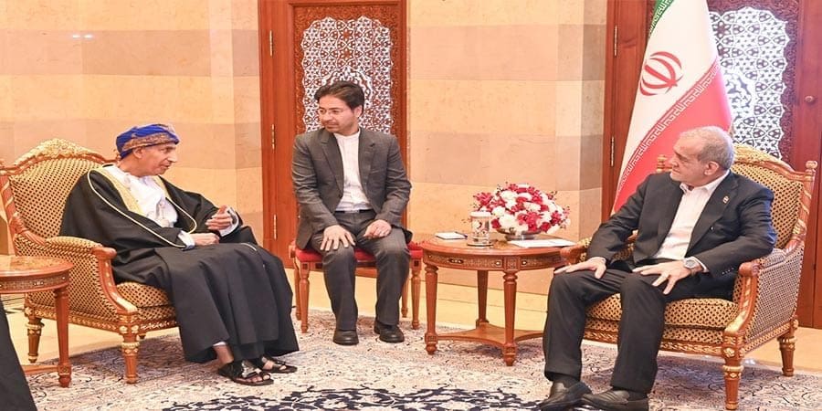فخامة الرئيس الإيراني يستقبل سمو السيد فهد