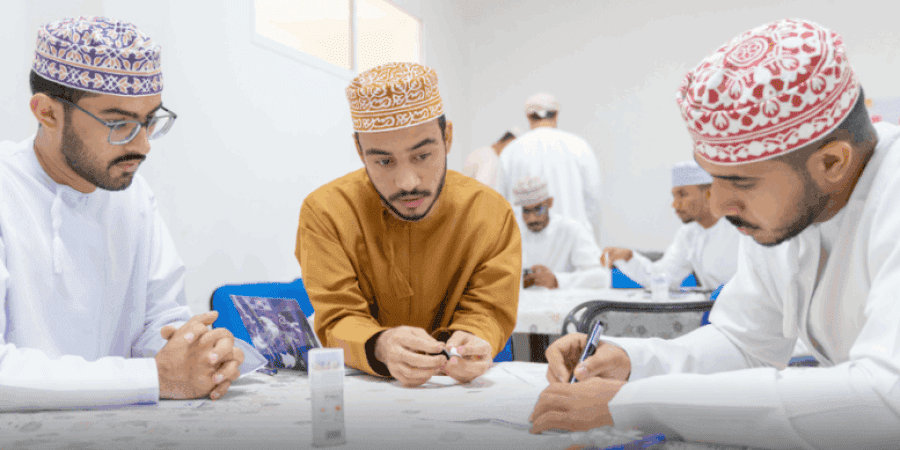 البرامج الريادية لتنمية مهارات الشباب