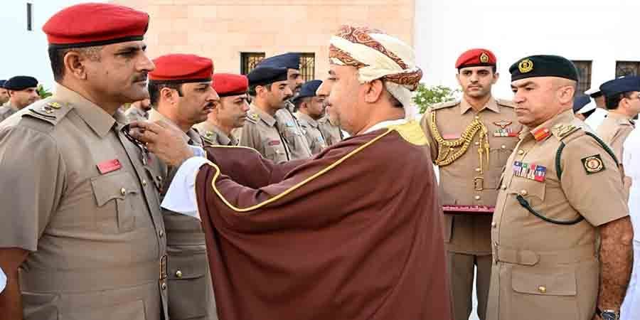 ميداليتي الخدمة الممتازة والثناء السلطاني