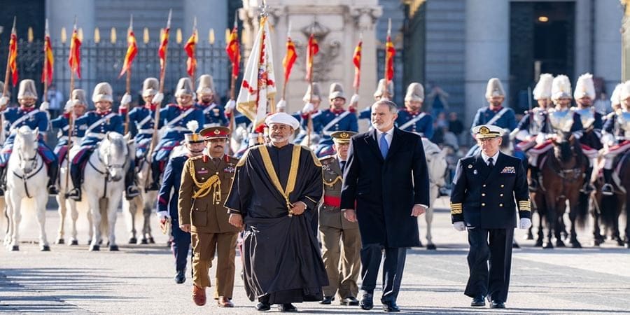 بمناسبة زيارة "دولةٍ"