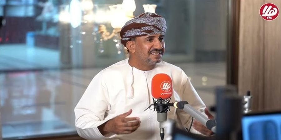 رجب بن علي العويسي
