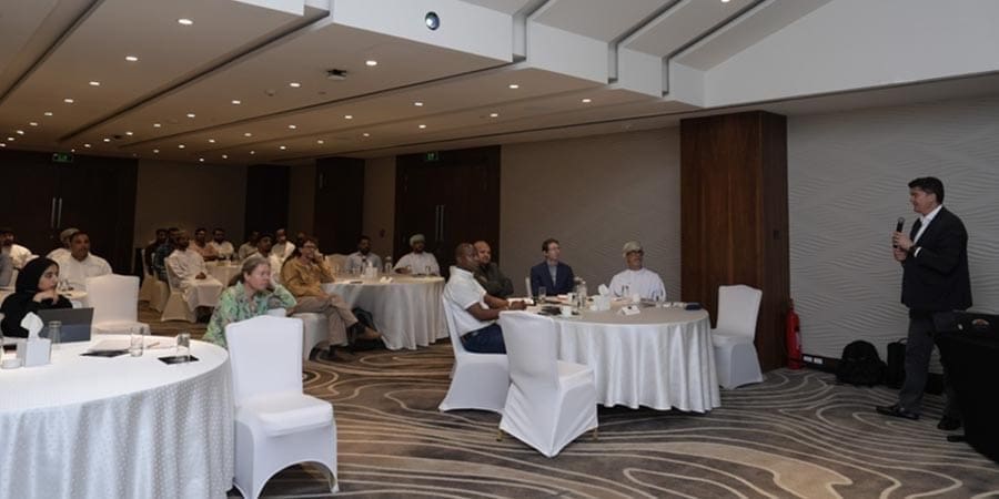 جانب من أعمال حلقة العمل