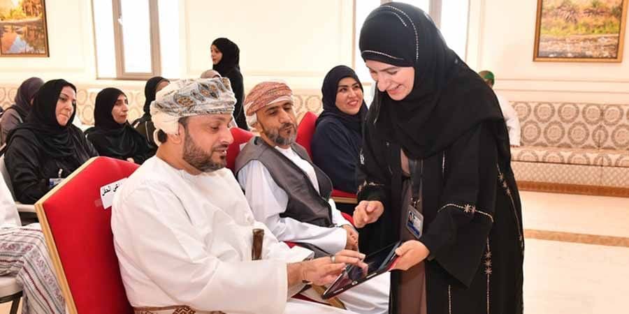 رعى حفل انطلاق حملة المسح في محافظة مسقط سعادة هلال بن حمد بن محمد الصارمي ممثل ولاية السيب بمجلس الشورى وبحضور عدد من أصحاب السعادة الولاة في المحافظة، بالإضافة إلى عدد من المسؤولين بوزارة الصحة.