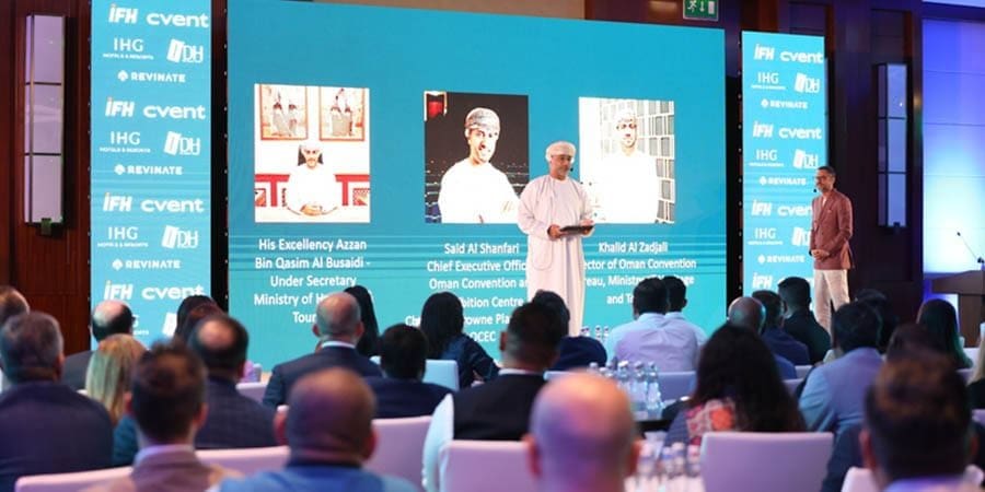 وزارة التراث والسياحة