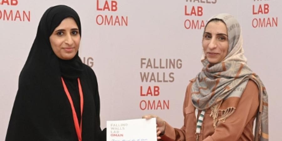 ميرة القايدية ضمن 3 فائزين في النسخة المحلية من مسابقة الجدران المتساقطة