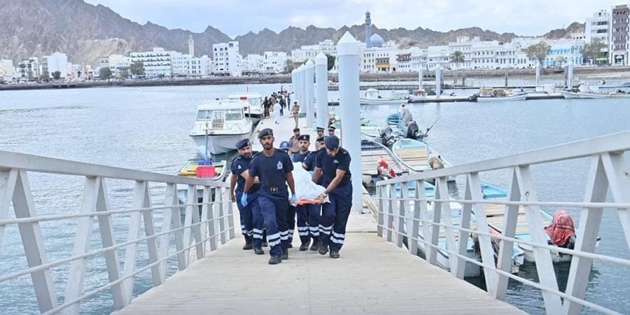 انقلاب القارب السياحي بولاية مطرح