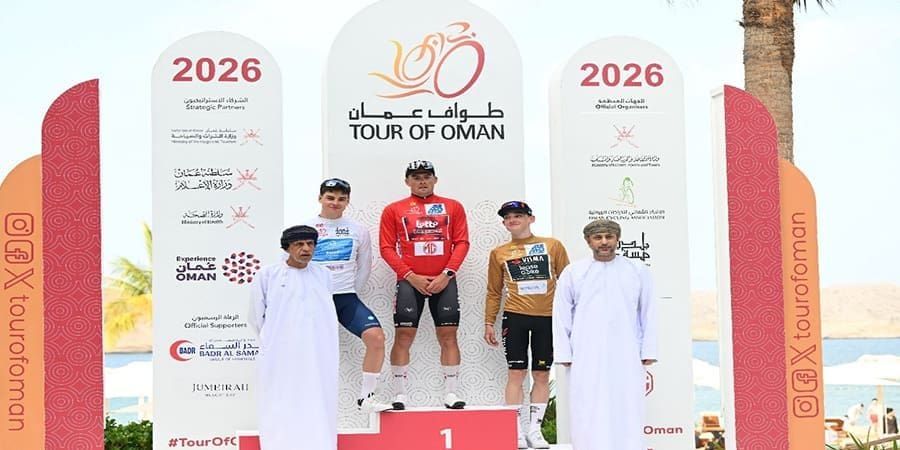 الدراج الفرنسي بابتيست فيستروفير يتوج بلقب المرحلة الثانية من طواف عُمان للدراجات الهوائية.