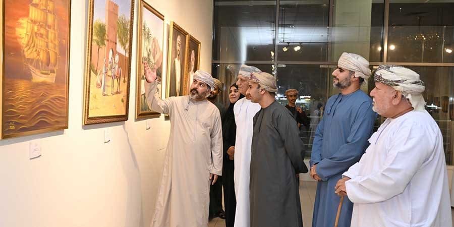 المعرض التشكيلي