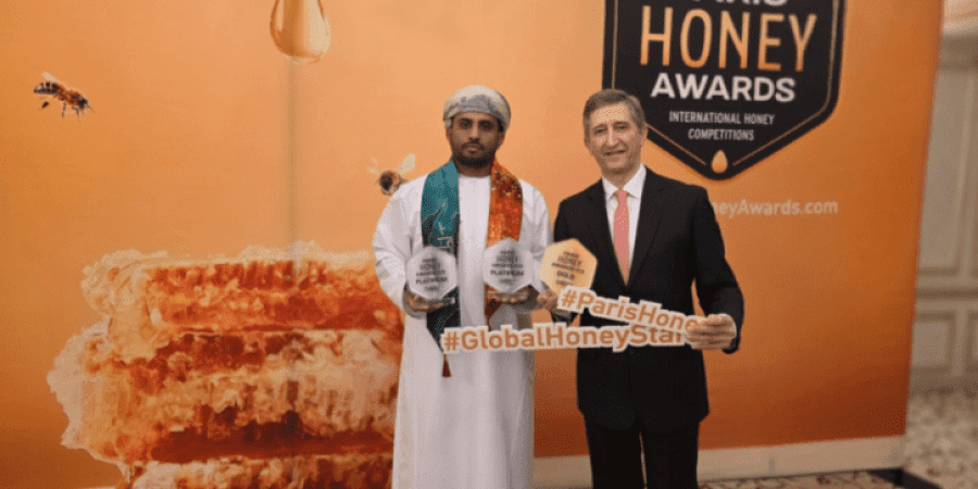 النحّال العُماني مسعود بن بخيت الشحري