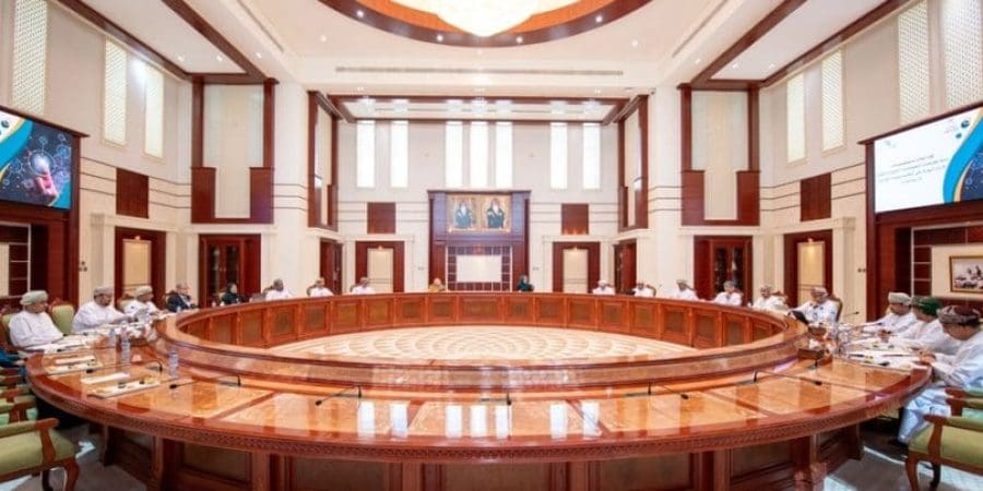 مناقشة توصيات الندوة