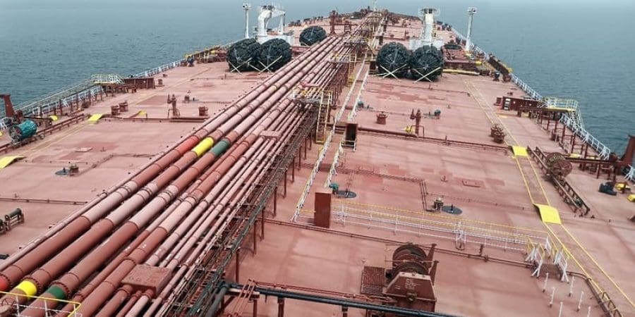 ببدء عملية تفريغ النفط