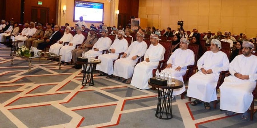 رعى افتتاح المؤتمر معالي سلطان بن سالم الحبسي وزير المالية.